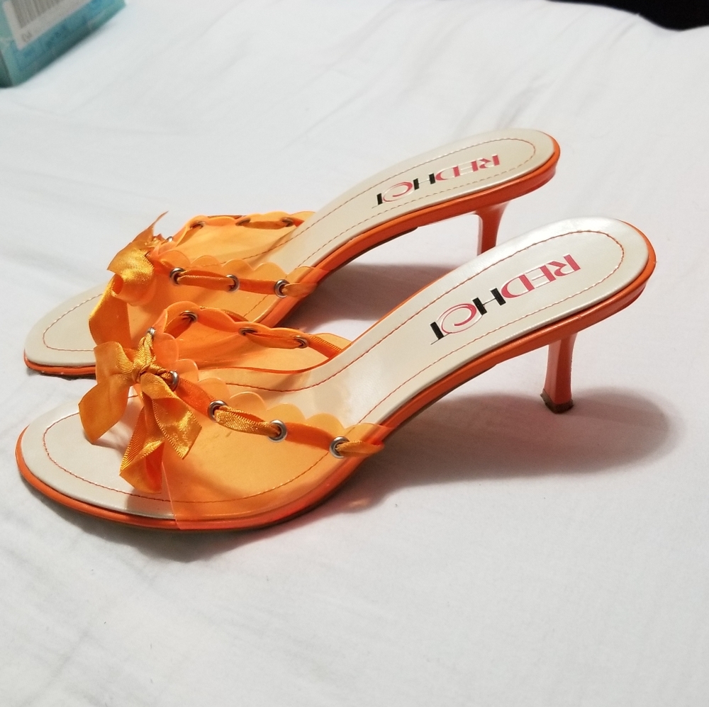 Women's shoes